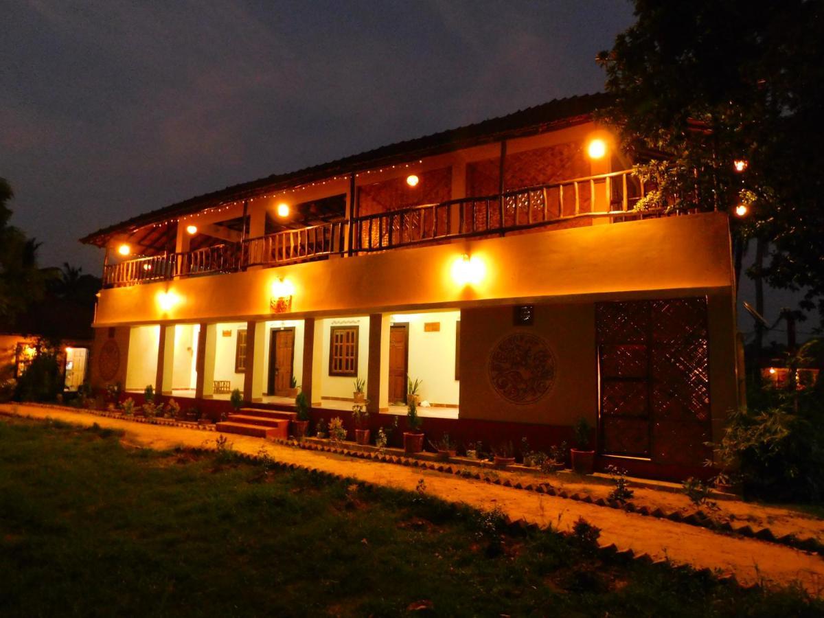 Gram Bangla Retreat Hotel Kolkata Exterior photo