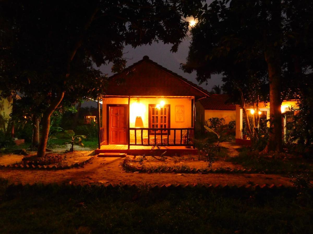 Gram Bangla Retreat Hotel Kolkata Exterior photo