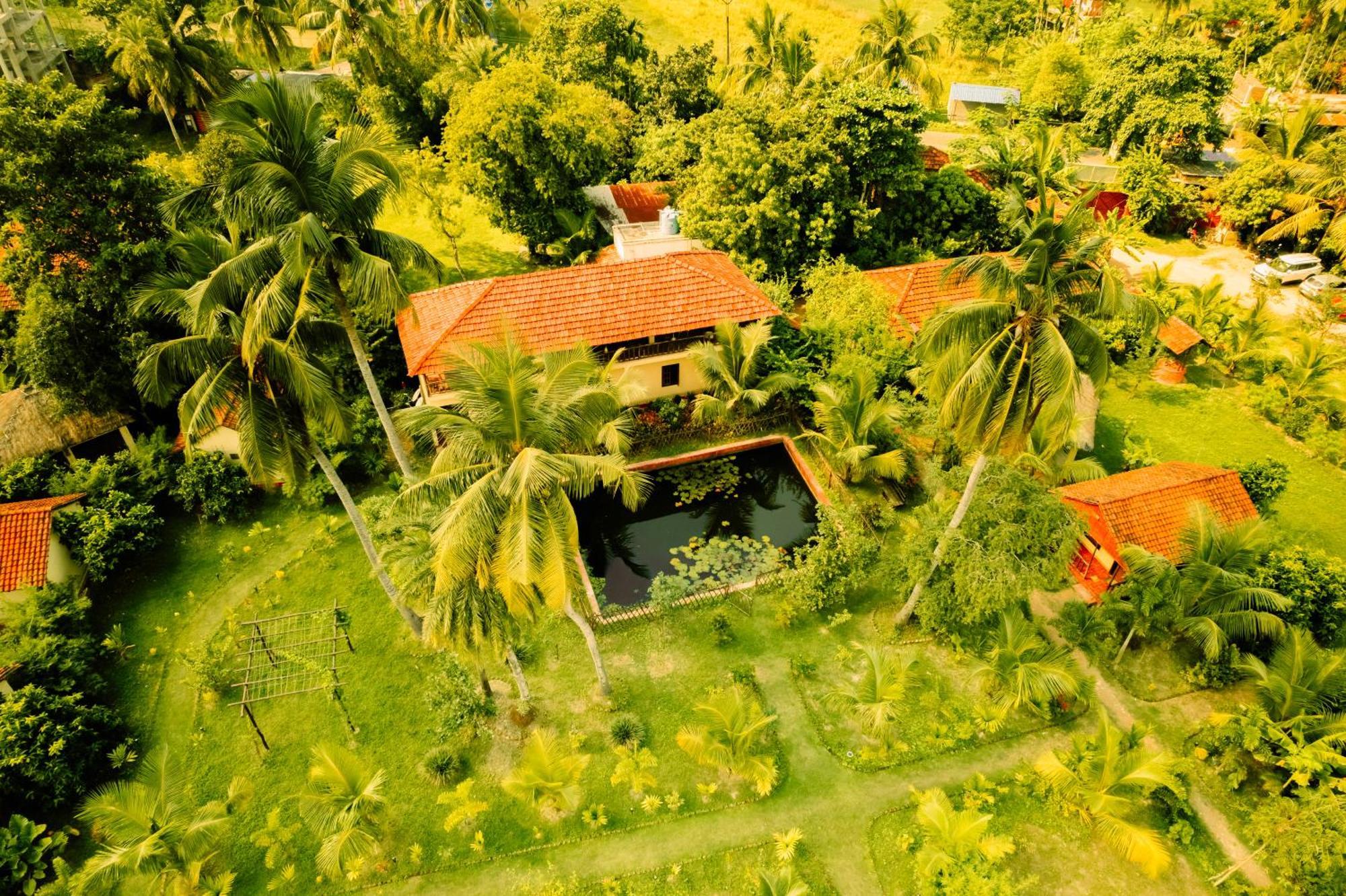 Gram Bangla Retreat Hotel Kolkata Exterior photo