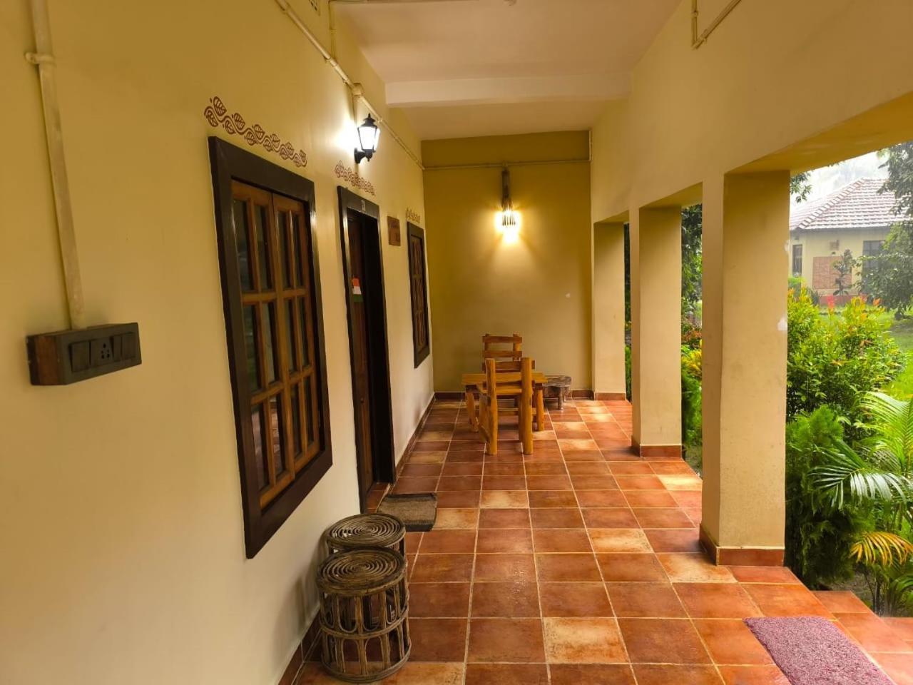 Gram Bangla Retreat Hotel Kolkata Exterior photo
