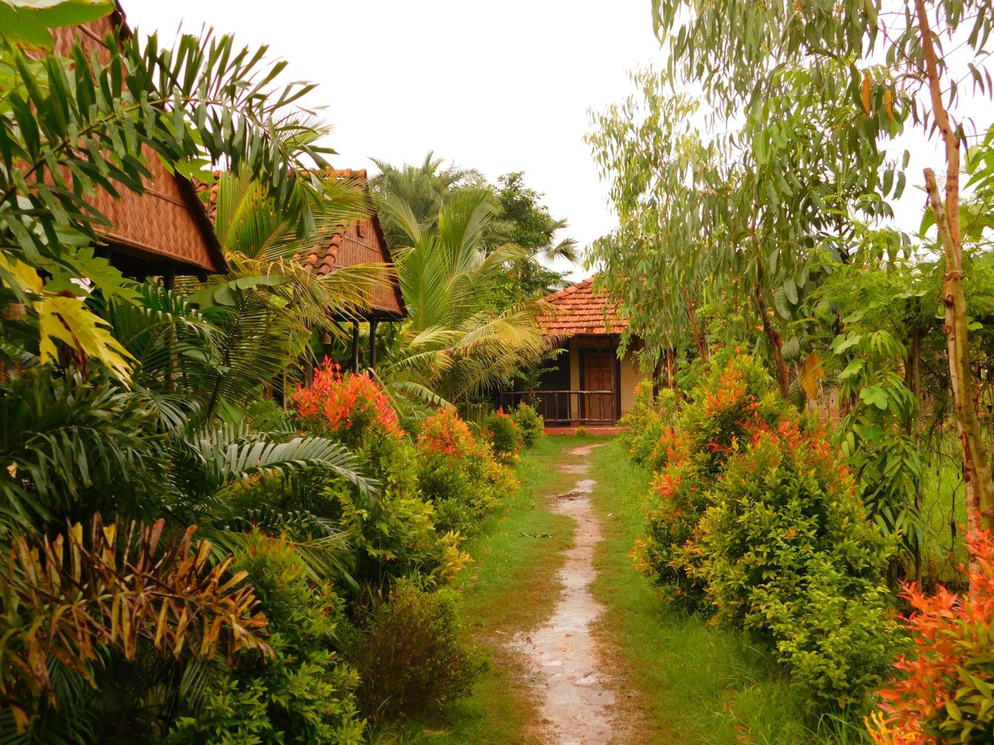 Gram Bangla Retreat Hotel Kolkata Exterior photo